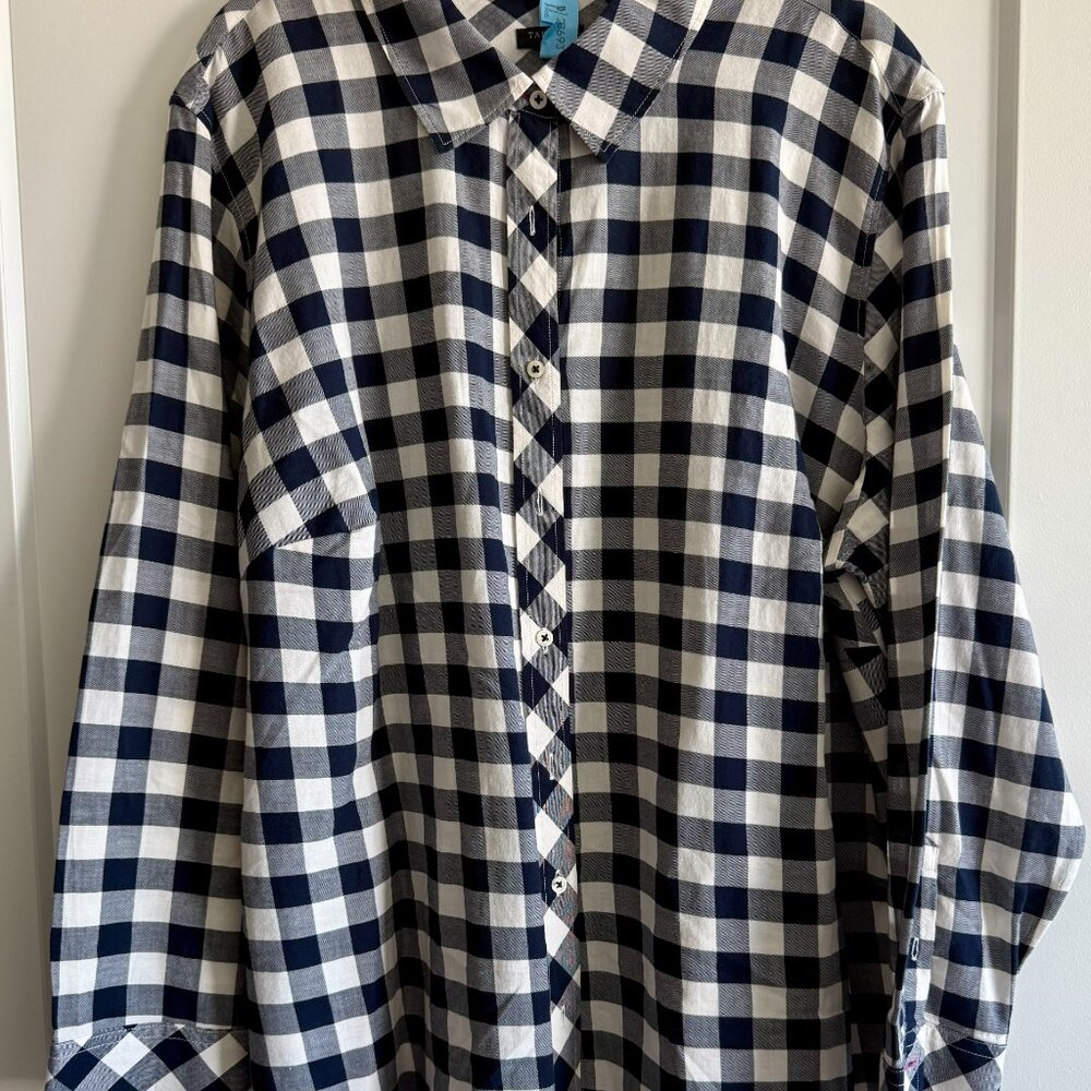Talbots Long Sleeve Button Down Top